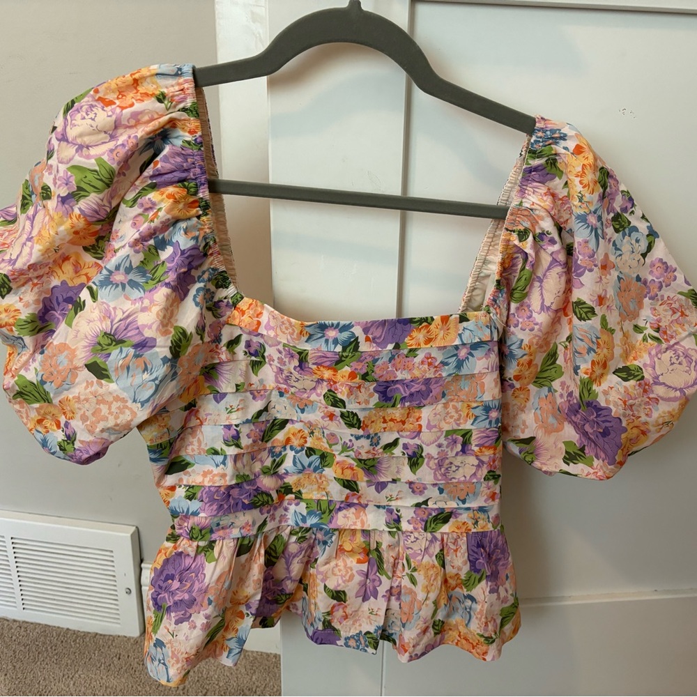 The Post Krissy Peach Floral Top, brand new with tags, size medium